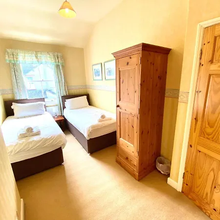 Immaculate 2-Bed Cottage In Keswick *